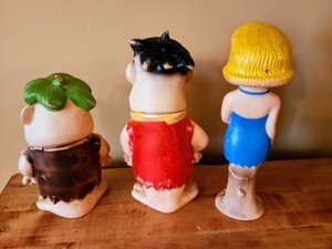 lot 49 image: Vintage Flintstones Character Toys