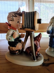 lot 52 image: Lot of Vintage Ceramic Figurines