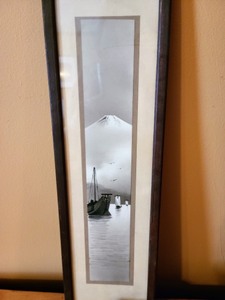 lot 95 image: Asian Decor