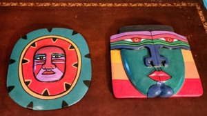 lot 104 image: Laurel Burch Decorative Wall Masks