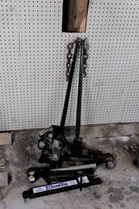 lot 14 image: Assorted truck hitches