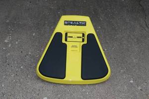lot 37 image: Apple fit Stealth core work out