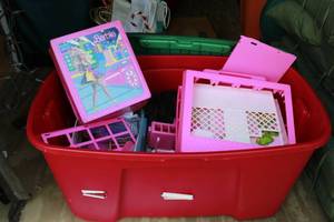 lot 338 image: Lot of Misc Toys