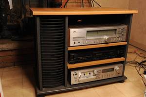 lot 295 image: Vintage Entertainment console with sound system