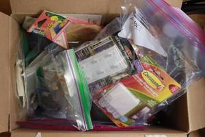 lot 435 image: Lot of miscellaneous hardware and crafting supplies