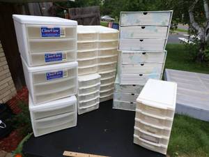 lot 54 image: Lot plastic organizers (8)