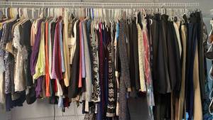 lot 367 image: Lot of Formal and fashionable womens clothing