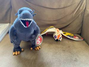 lot 395 image: Rare Classic Godzilla Beanie Babies
