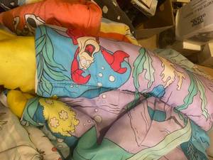 lot 242 image: Lot of vintage Disney sleeping bags and wall clock