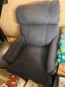 lot 276 image: Recliner chair