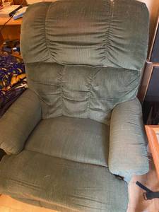 lot 277 image: Padded  La-Z-Boy reclining chair