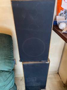 lot 278 image: Pair of KLH speakers