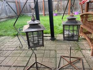 lot 123 image: Decorative Lawn lanterns with stand (2)