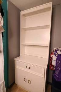 lot 192 image: White painted wood hutch 75x 3018deep