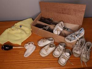 lot 188 image: Baby and kids vintage shoes, sweater, and baby tooth box