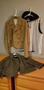 lot 211 image: Size medium assorted womens jackets and vest