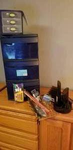 lot 222 image: Miscellaneous office and dorm supplies