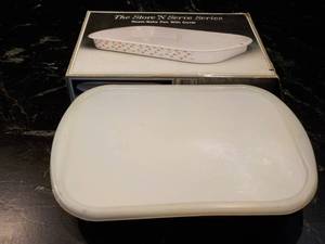 RoastBake Enamel Pan with Cover...