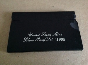 lot 48 image: 1995 US Mint Silver Proof Set