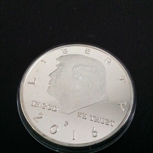 lot 87 image: 2016 Donald Trump Coin