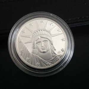 lot 97 image: Liberty 1 oz Silver Coin