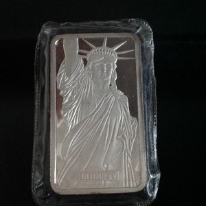 lot 100 image: 5 oz Silver Bar Liberty