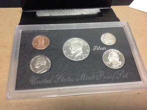 lot 53 image: 1998 US Mint Silver Proof Set