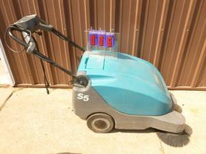 Tennant sweeper. Unknown condition. As shown.