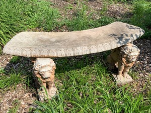 lot 5 image: Lion Figural Curved Cement Bench