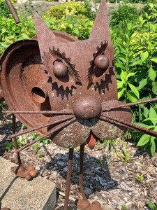 lot 35 image: MEOW Four Decorative Artist Designed Metal Cats
