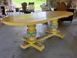 lot 42 image: Yellow Decorative Dining room table