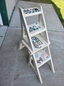lot 82 image: Decorative Chair that unfolds into a Plant Stand