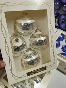 lot 124 image: Christmas Purple and Silver Ornament Lot
