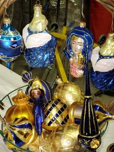 lot 125 image: Christmas Ornaments
