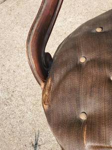 lot 104 image: Antique Ornate Brown Chair