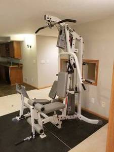 lot 1 image: Hoist H210 Home Fitness Gym