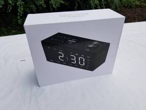 lot 168 image: RoboQi H2 Wireless Charging Alarm Clock Blutooth Speaker