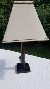 lot 157 image: Pedestal Table Lamp
