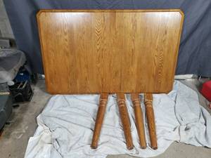 Dinner Table with Built In Leaves and 6 Chairs