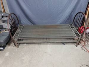 Englander Double-Da-Bed