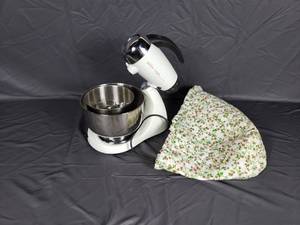Sunbeam Mixer and Bowls