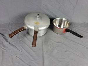 Presto Pressure Cooker and Sauce Pan