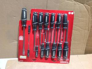 lot 42 image: Husky Screwdriver Set (15-Piece) not used