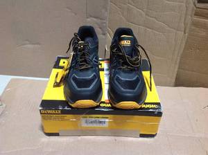 lot 43 image: DEWALT Size 8.5 Mens Athletic Shoe Aluminum Work Shoe, BlackYellow
