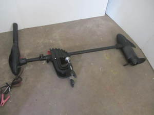 lot 10 image: Trolling Motor
