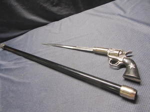 lot 19 image: Dagger in Walking Cane