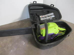 lot 26 image: Poulan Chainsaw