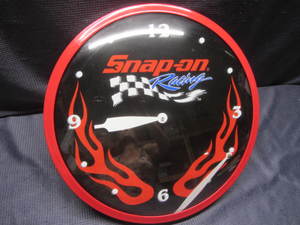 lot 21 image: Snap-on Racing Clock