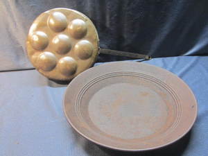 lot 33 image: Copper Biscuit Pan