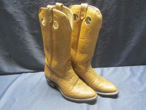 lot 37 image: Texas Womens Boots